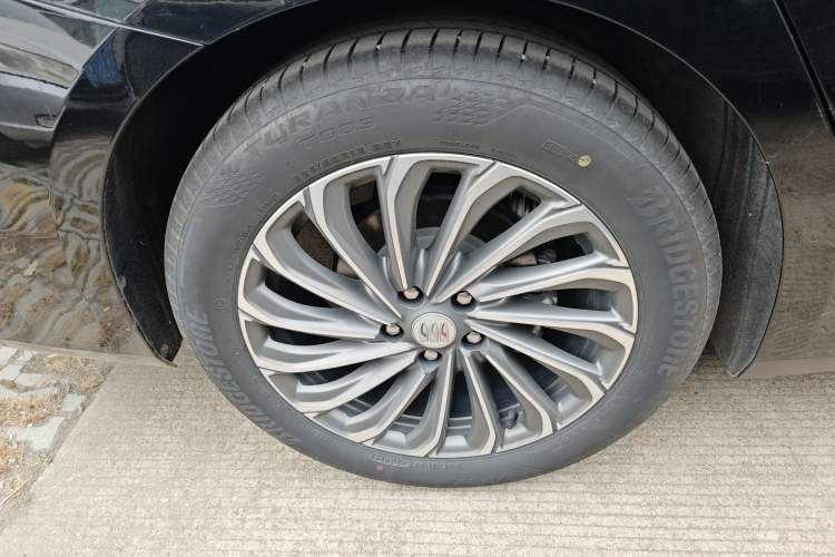 Used Buick LaCrosse 2023 28T Prestige Edition
