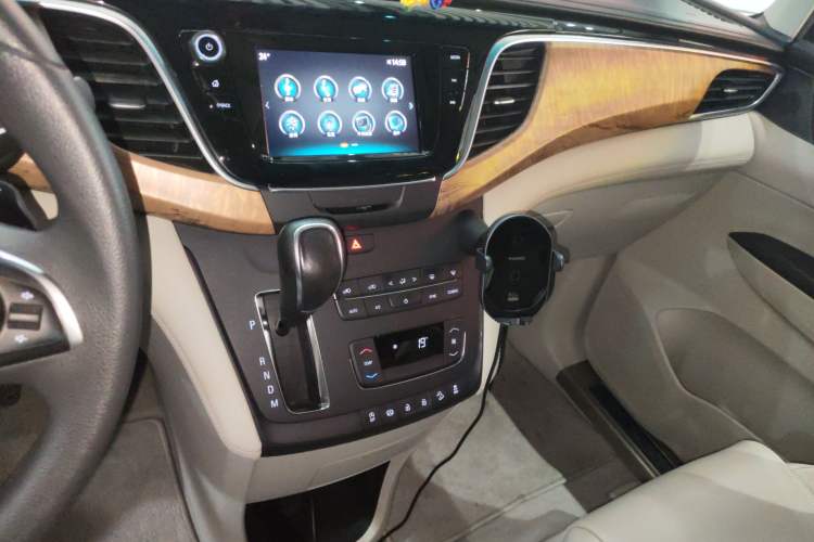 Used Buick GL8 2018 ES 28T Comfort Model China VI Standard
