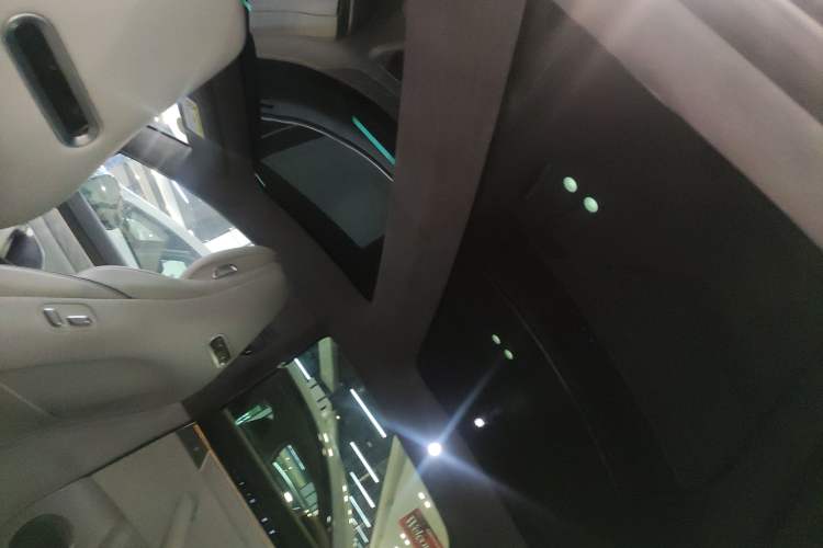 Used Hima Luxeed S7 2024 Max+
