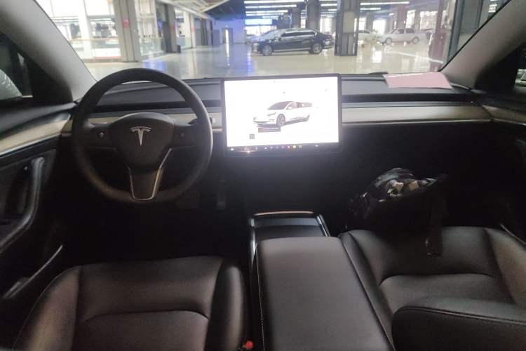 Used Tesla Model 3 2022 Rear-Wheel-Drive Version
