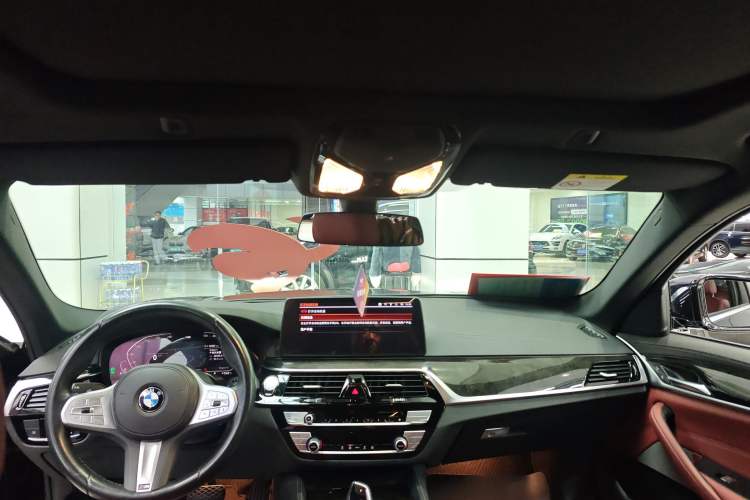 Used BMW 5 Series 2022 Second Facelift 525Li M Sport Package