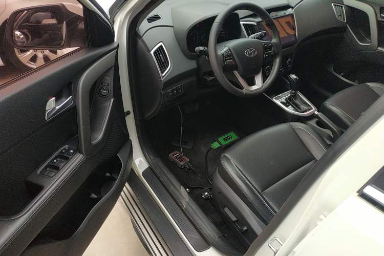 Used Hyundai ix25 2017 1.6L Automatic Smart Version
