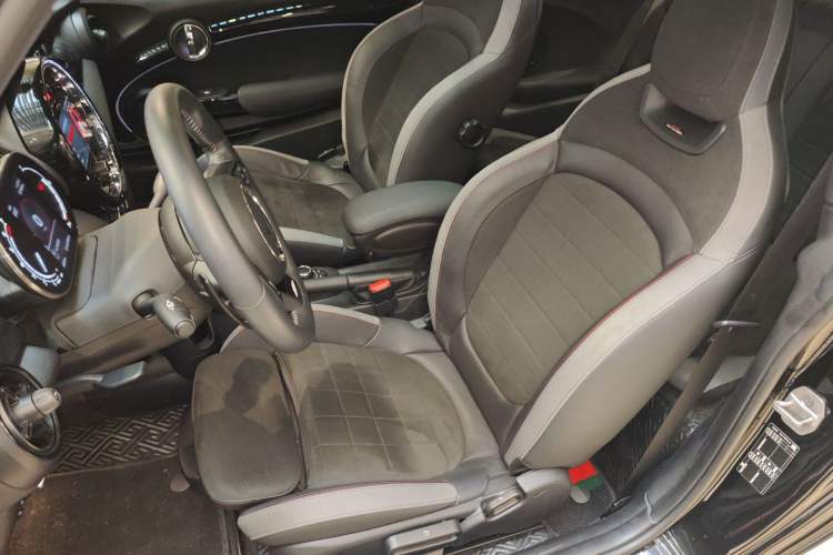 Used MINI MINI 2023 Updated 2.0T COOPER S Racing Driver
