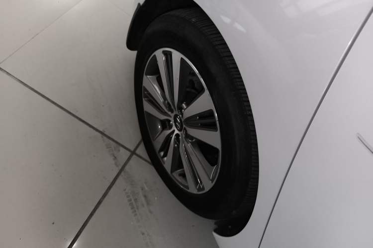 Used Hyundai Mistra 2016 1.8L Automatic Smart GLS
