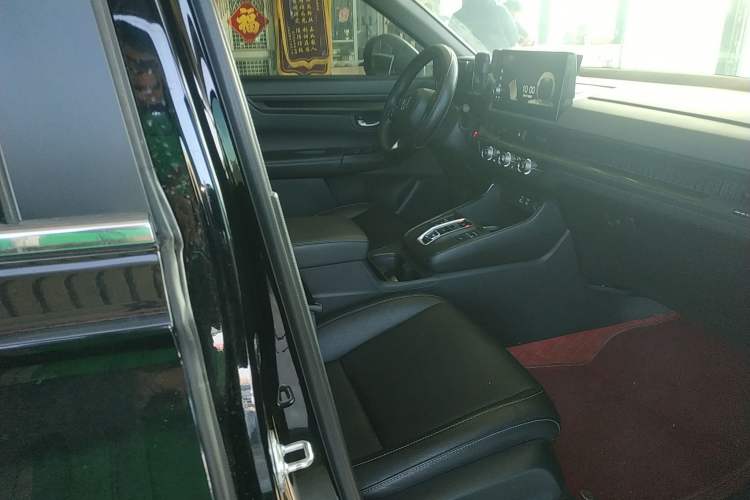 Used Honda CR-V 2023 2.0L eHEV Two-Wheel Drive Smart Edition
