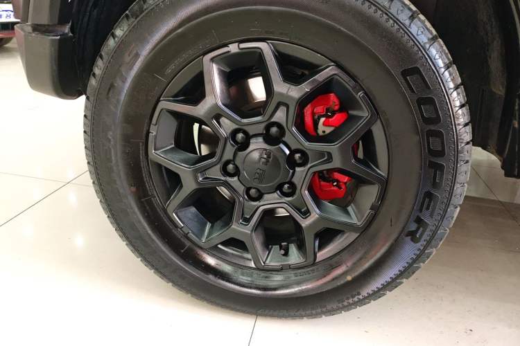 Used  BJ40 2024 2.0D Blade Hero Glory Edition
