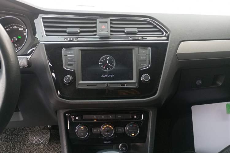 Used Volkswagen Tiguan L 2017 330TSI Automatic Two-Wheel Drive Comfort Edition
