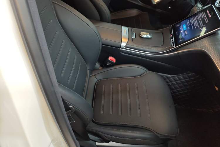 Used Mercedes-Benz C-Class 2024 Second Facelift C 260 L Sport Edition
