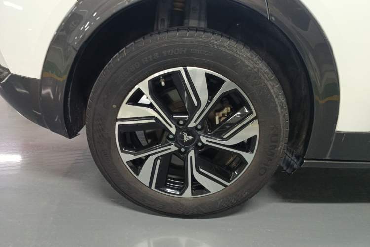 Used NETA U 2022 Zhi400 Pro Ternary Lithium
