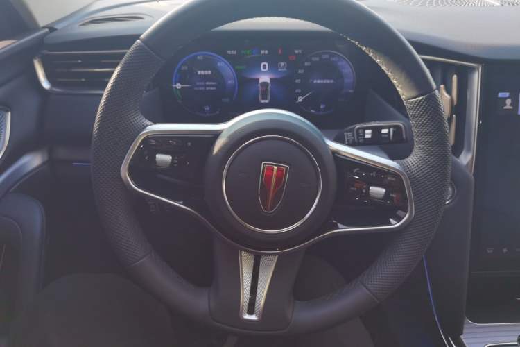 Used Hongqi HS7 PHEV 2024 2.0T PHEV Four-Wheel Drive Flagship Edition 6 Seats