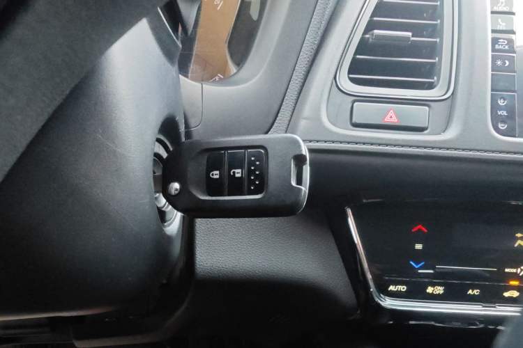 Used Honda Vezel 2020 220 TURBO CVT Elite Edition
