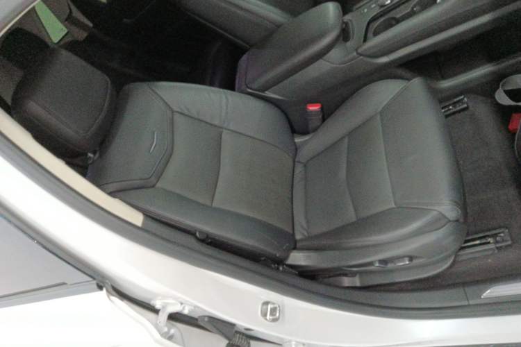 Used Cadillac XT5 2018 25T Luxury Model