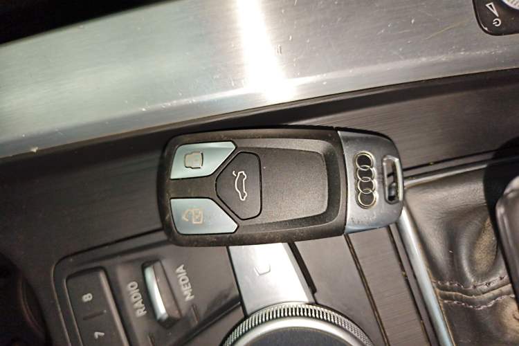 Used Audi A4L 2019 40 TFSI Fashion Version China V
