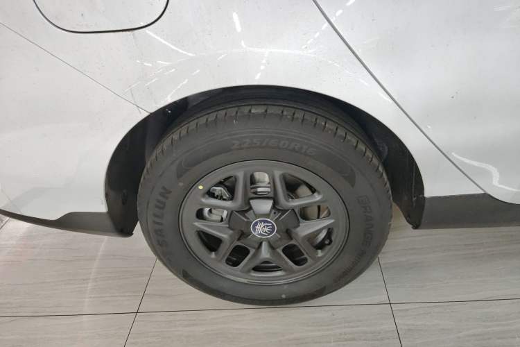 Used BYD Qin PLUS 2025 DM-i Smart Drive 55KM Leading Model