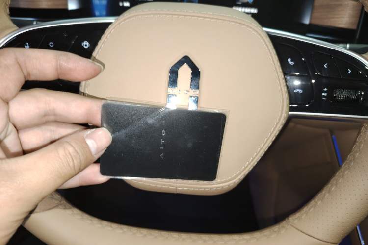 Used Hima AITO M7 2024 1.5T Intelligent Driving 4WD Max Edition 5 Seats