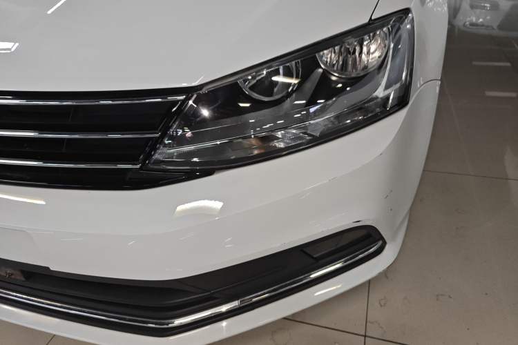 Used Volkswagen Sagitar 2017 180TSI Automatic Luxury Edition
