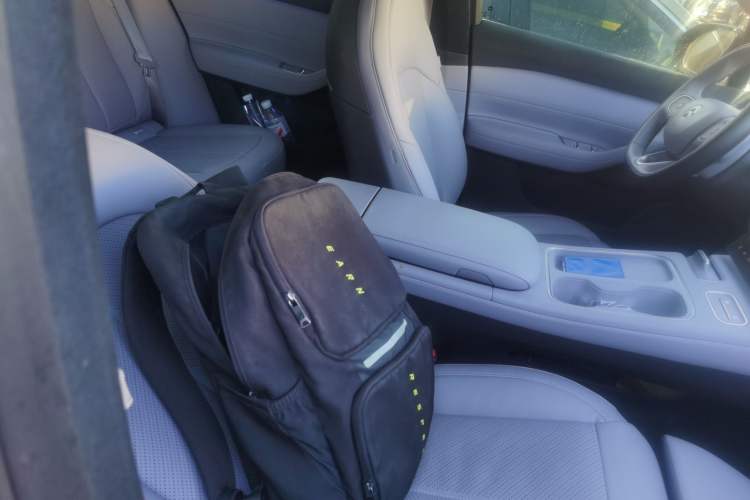 Used Nio EC6 2024 75 kWh