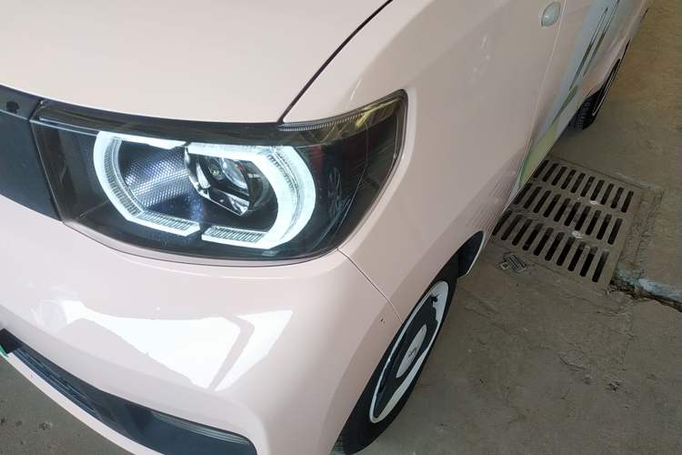 Used Wuling Hongguang MINIEV 2021 Macaron Premium Model – Lithium Iron Phosphate
