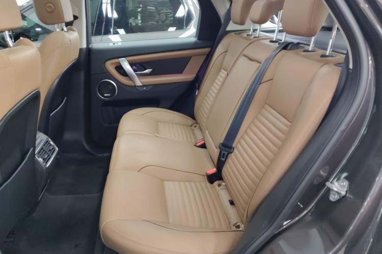 Used Land Rover Discovery Sport 2024 Performance Tech Edition
