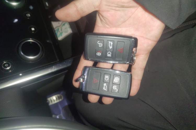 Used Land Rover Discovery Sport New Energy 2021 P300e Performance Tech Edition
