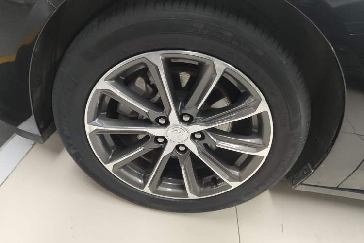 Used Buick LaCrosse 2019 28T Luxury Model
