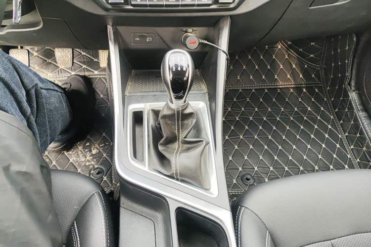 Used Geely Auto Vision X3 2020 1.5L Manual Elite Edition