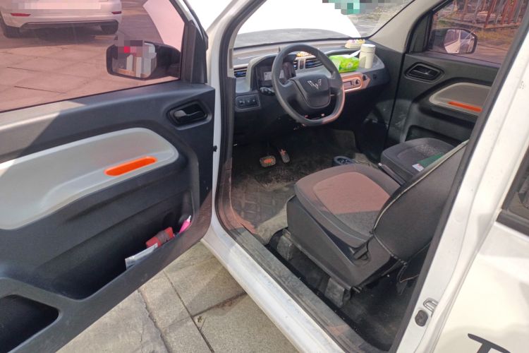 Used Wuling Hongguang MINIEV 2022 Easy Version Lithium Iron Phosphate
