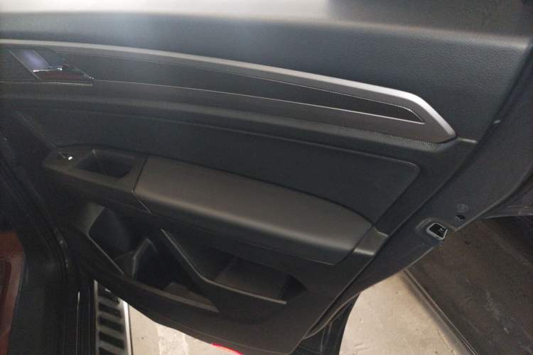 Used Volkswagen Teramont 2017 330TSI Two-Wheel-Drive Luxury Edition
