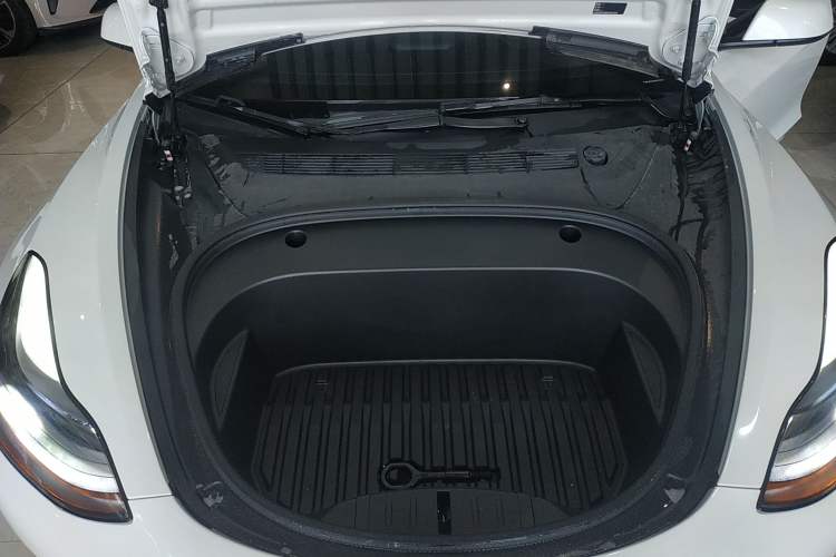 Used Tesla Model 3 2022 Rear-Wheel-Drive Version
