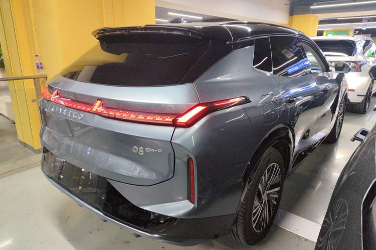 Used Lynk & Co 08 EM-P 2025 245km Ultra-Long Range Halo
