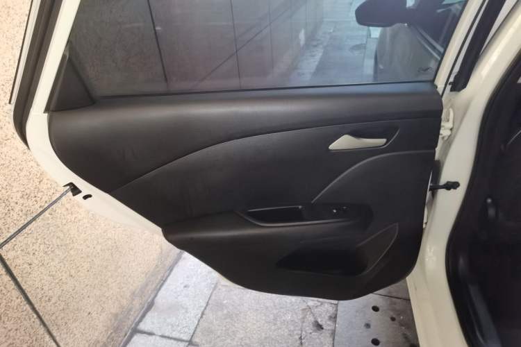 Used Chevrolet Monza 2019 Redline 320T Dual-Clutch Joyful Edition China VI Standard
