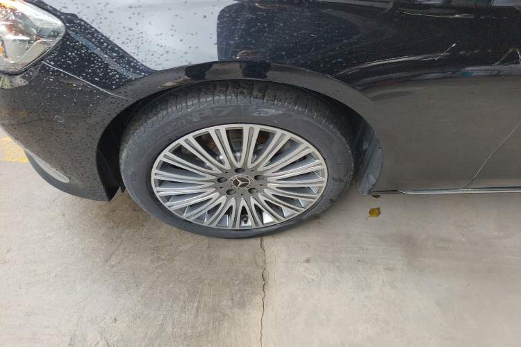 Used Mercedes-Benz E-Class 2022 Second Facelift E 300 L Fashion Edition