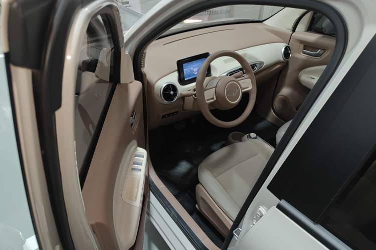 Used Wuling Hongguang MINIEV 2025 Four-Door Version Advanced Edition