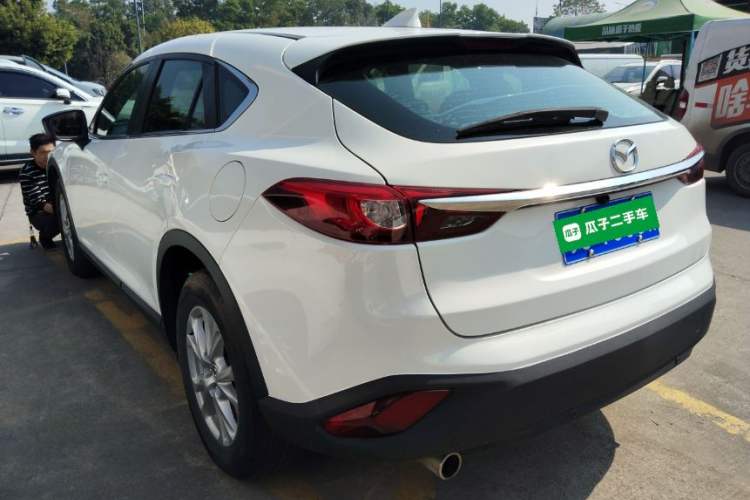 Used Mazda CX-4 2018 2.0L Automatic Two-Wheel Drive Blue Sky Dynamic Version China V Standard
