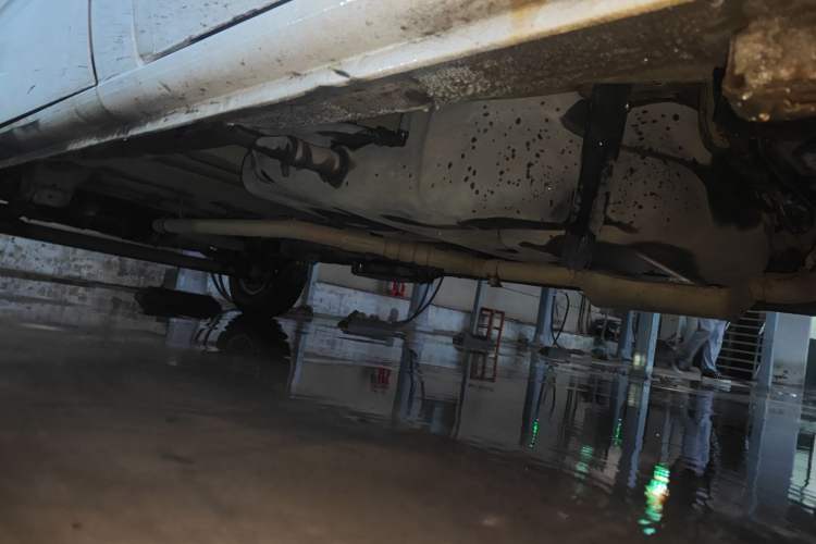 Used SAIC MAXUS Xintu V80 2021 2.0T Manual Classic Aoyuntong Long Wheelbase Mid-Roof 6/7/8/9-Seater
