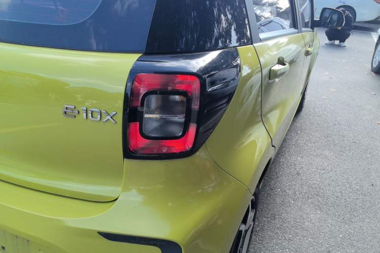 Used SOL E10X 2021 302km Range Superior Version 30.2 kWh
