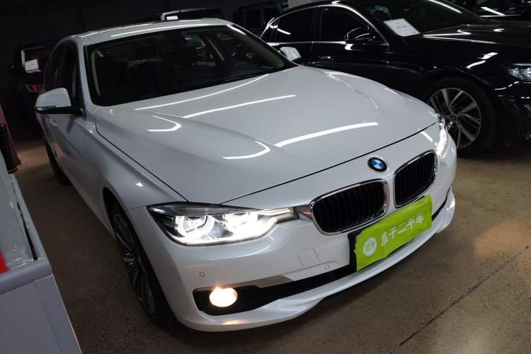 Used BMW 3 Series 2019 320Li Fashion Model
