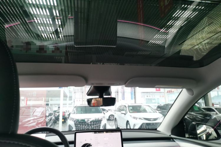 Used Tesla Model Y 2023 Rear-Wheel-Drive Version
