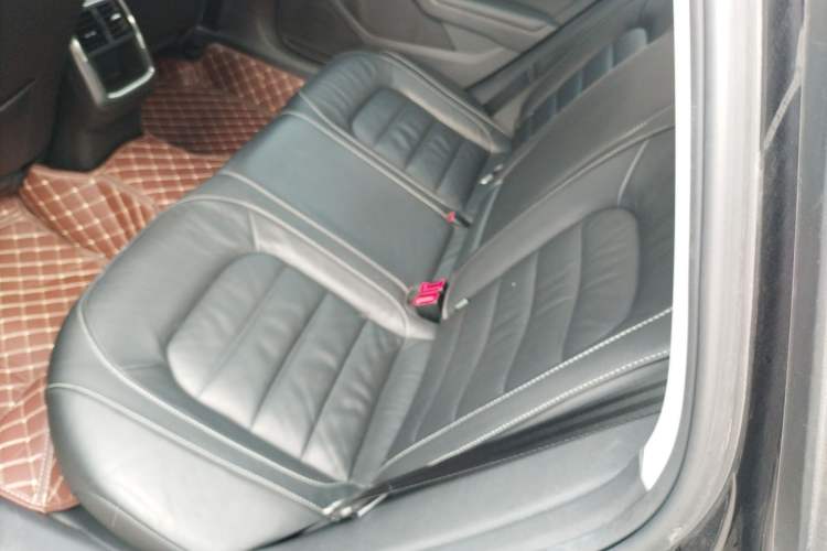 Used Volkswagen Passat 2017 330TSI DSG Luxury Edition
