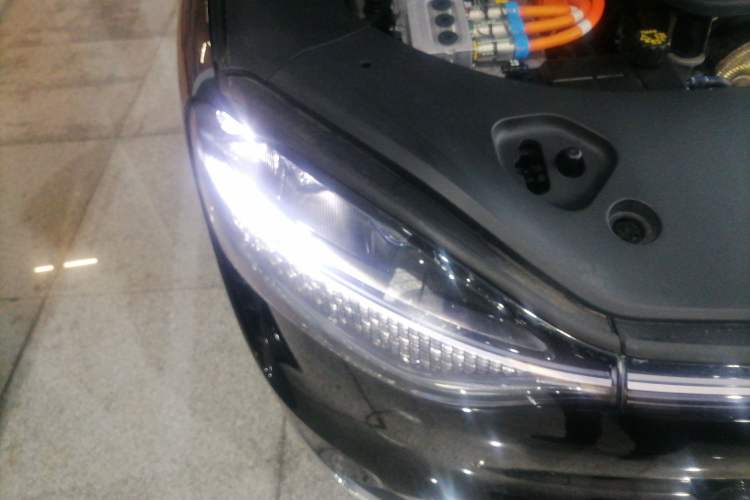 Used Hima AITO M9 2024 Range-Extended Ultra Version 42 kWh 6-Seater Model
