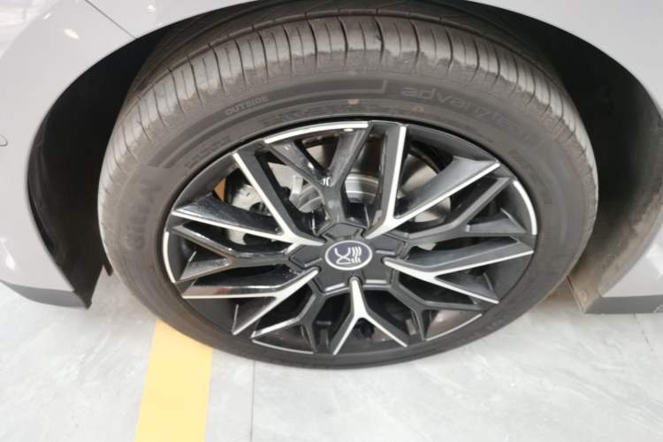 Used BYD Han 2025 EV Intelligent Driving Version 506KM Prestige Model
