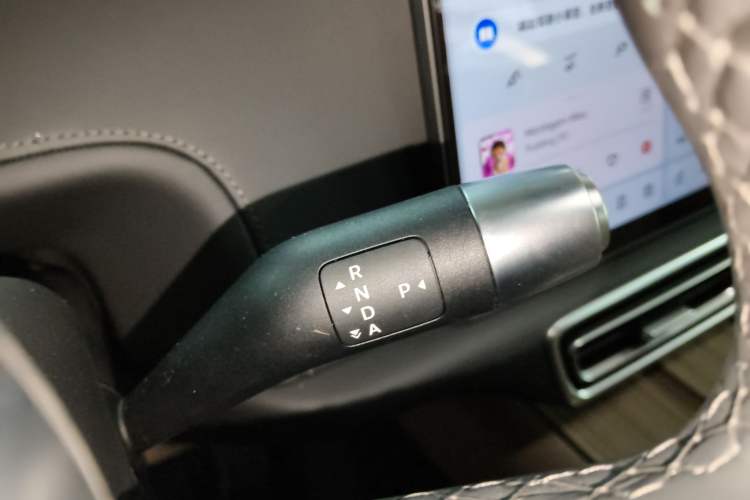 Used Li Auto L6 2025 Pro Smart Refresh Edition
