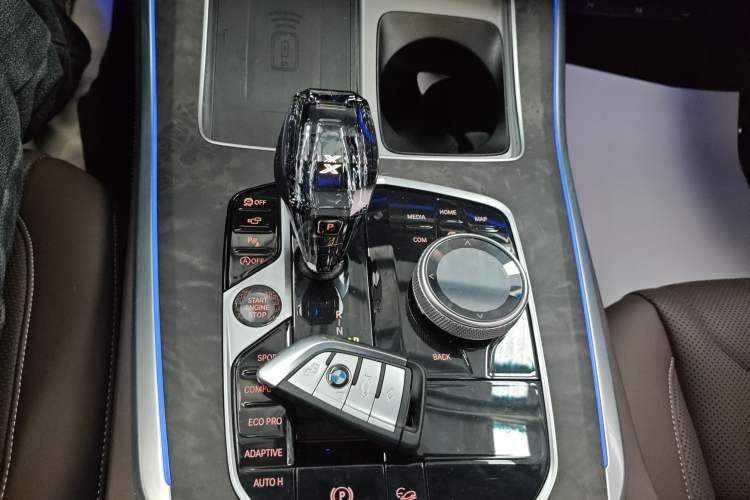 Used BMW X5 2022 Restyled xDrive 30Li Luxury Version M Sport Package
