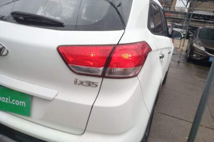 Used Hyundai ix25 2017 1.6L Automatic Smart Version
