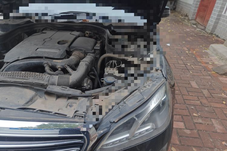 Used Mercedes-Benz E-Class 2015 Facelift E 200 L
