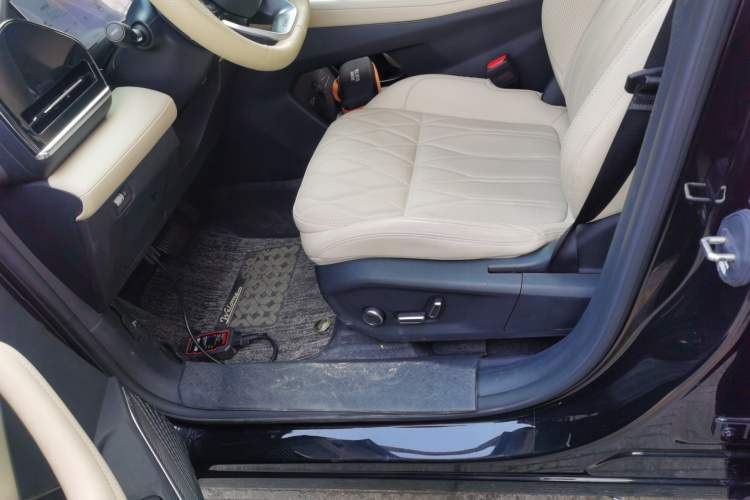 Used Geely Auto Monjaro L 2025 Dongfang Yao 2.0TD Automatic All-Wheel-Drive Wangyue Edition