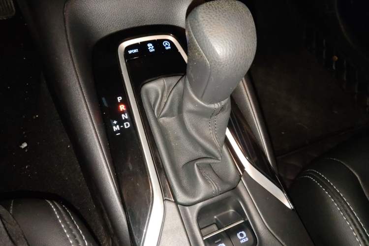 Used Toyota Levin 2022 185T CVT Luxury Edition
