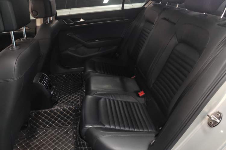 Used Volkswagen Magotan 2019 330TSI DSG Luxury Version China VI Standard