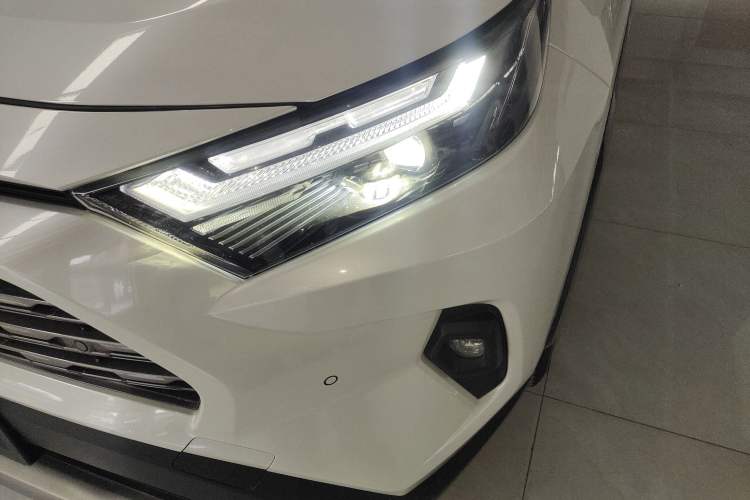 Used Toyota RAV4 2024 2.0L CVT Two-Wheel Drive Fashion Plus Edition