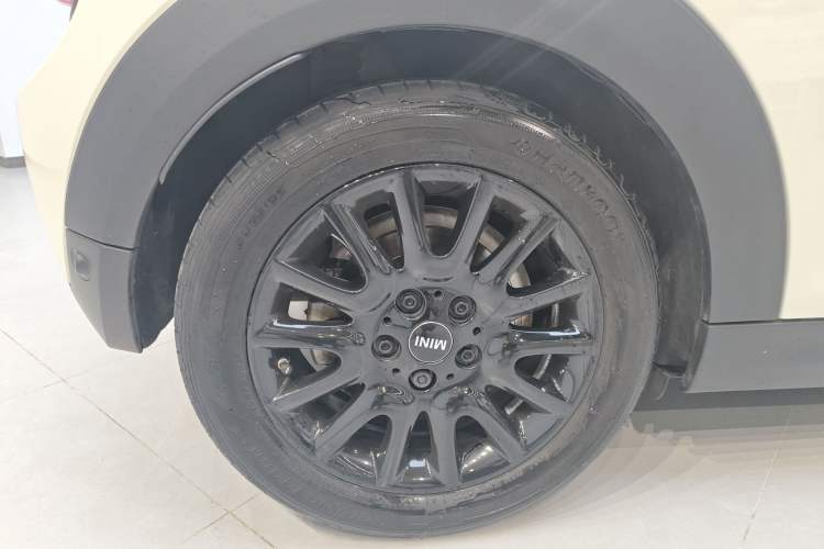 Used  MINI 2021 1.5T COOPER Classic Edition
